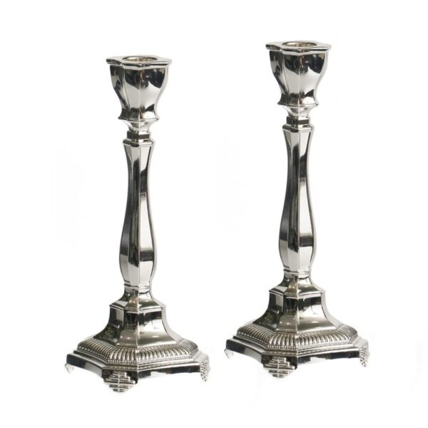 Par de candelabros plateados 17 cm